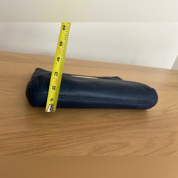 Michael Kors clutch handbag - Picture 7 of 14